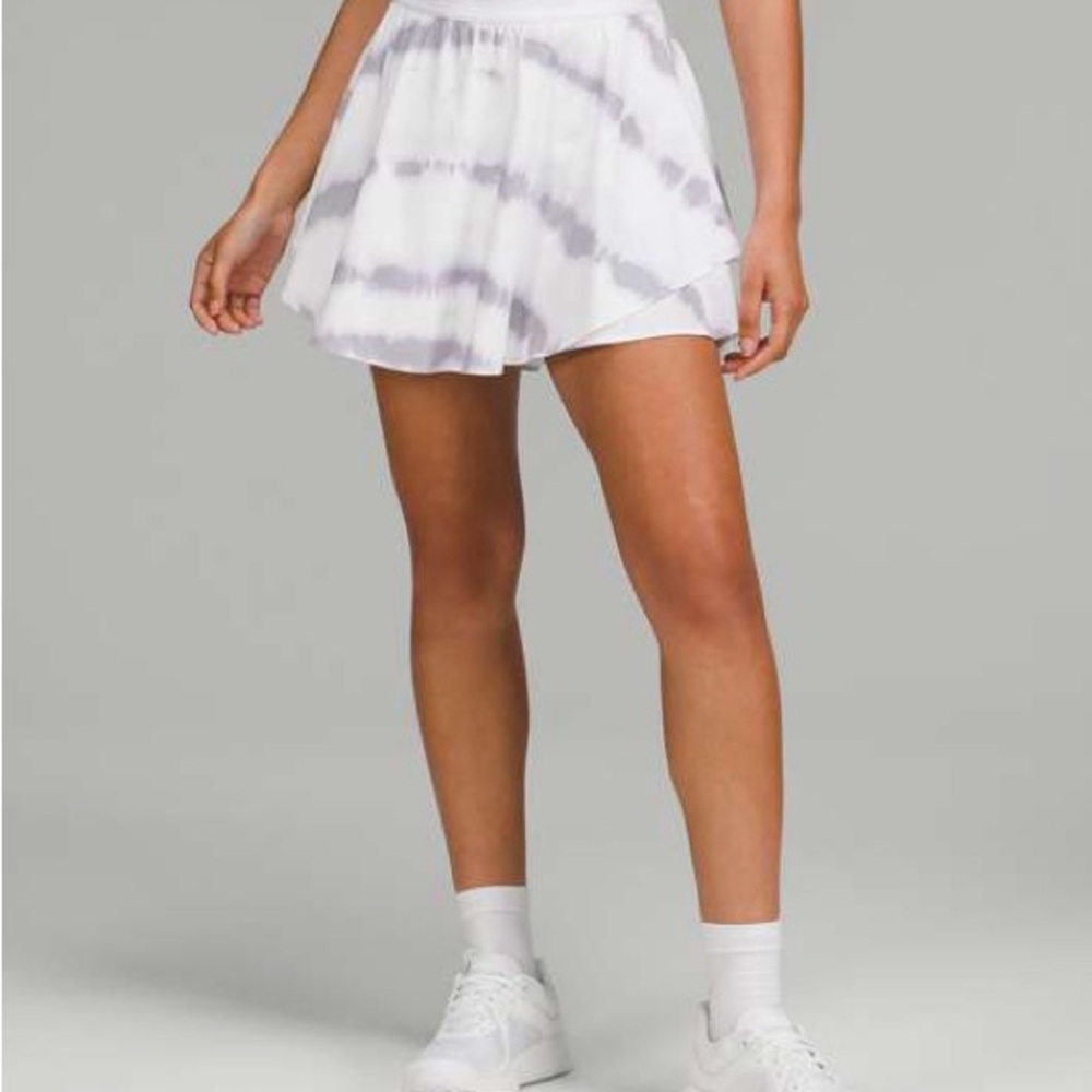 Lululemon Athletica Tie-Dye Skater Skirt in White and Gray